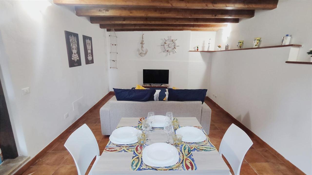 Porto Centro Storico Spiaggia Wi-Fi&Self Check-In Castellammare del Golfo Exterior photo